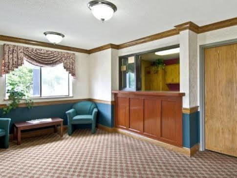Econo Akron Copley Northwest Lodge *